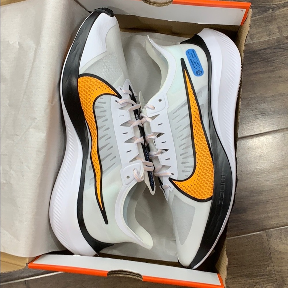 Nike Zoom Gravity Men's Running Shoes Training Spo - Picture 2 of 16